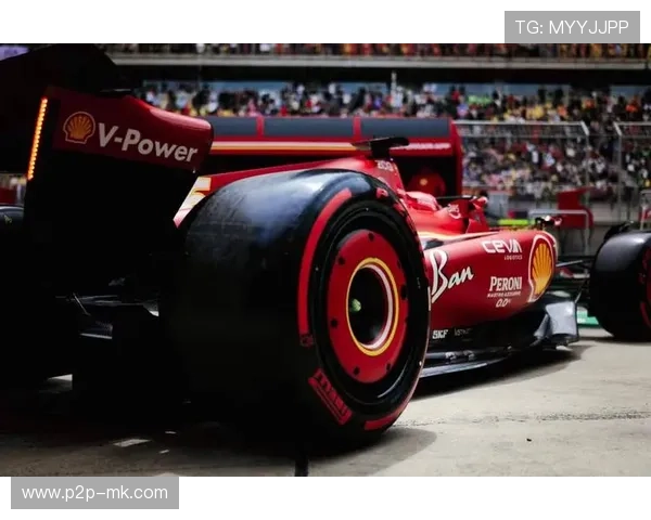 诺里斯Q3最后时刻刷紫,领先维斯塔潘0.3秒夺杆位 诺里斯Q3最后时刻刷紫,领先维斯塔潘0.3秒夺杆位